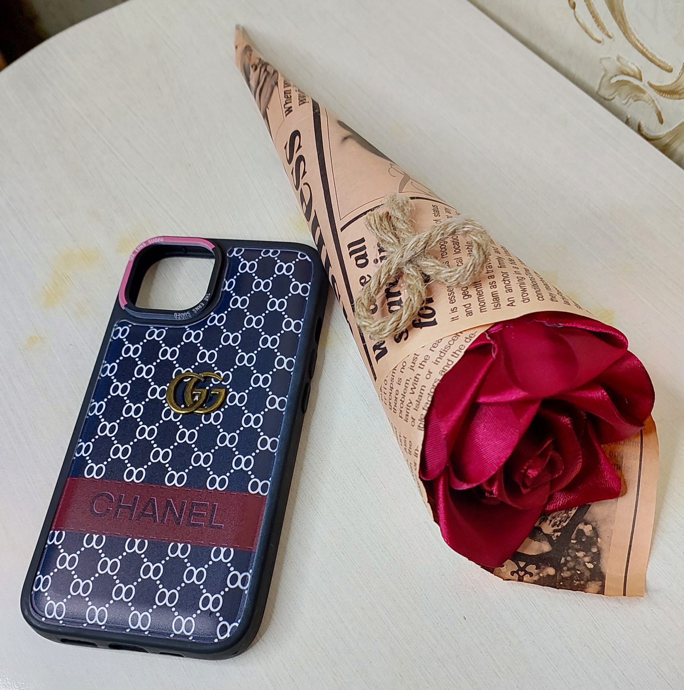 گارد گوشی آیفون ۱۳