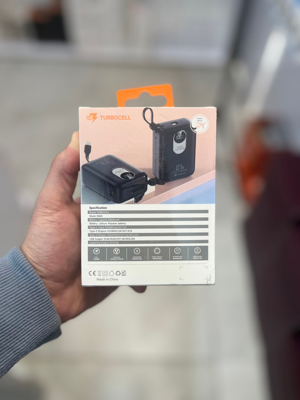 پاوربانک TURBOCELL D603 ظرفیت 30000 میلیآمپر ساعت فست شارژ 22.5 وات با نمایشگر دیجیتال