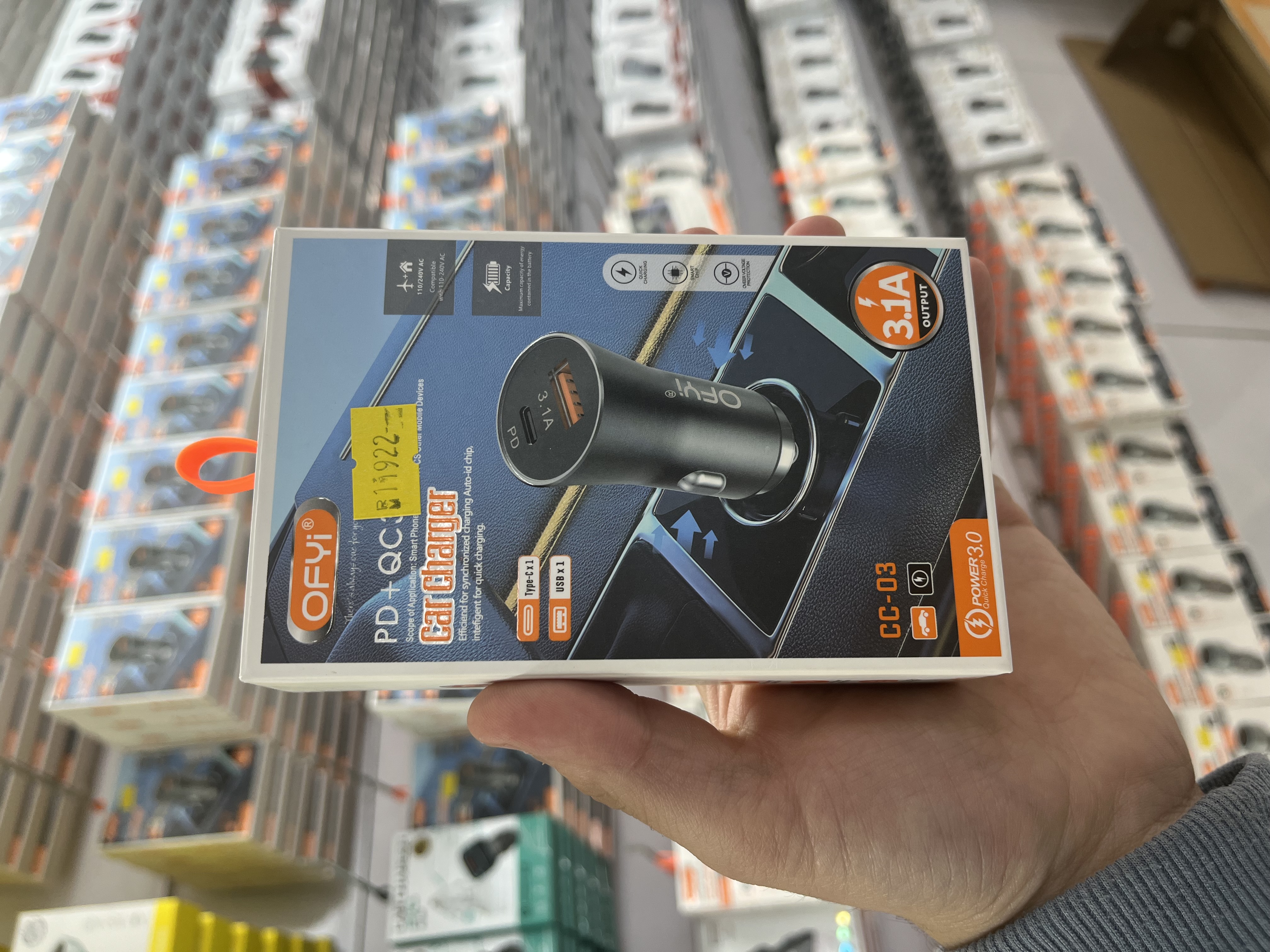 شارژر فندکی خودرو OFYI مدل CC-03 دو پورت USB و Type-C فست شارژ QC 3.0
